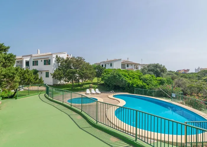 Appartement Biniforcat 11 *