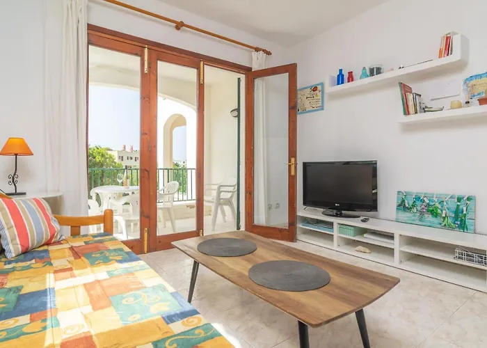 Appartement Biniforcat 11 *