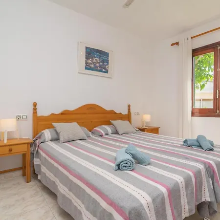 Biniforcat 11 Apartman Cala en Forcat